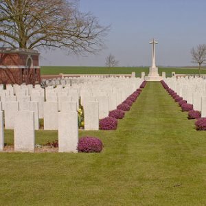 Euston Rd Cemetery, Colincamps