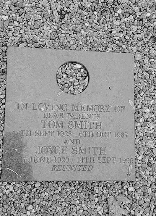Thomas Smith memorial