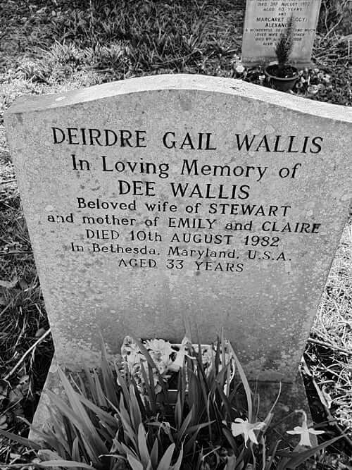 Deirdre Wallis Memorial