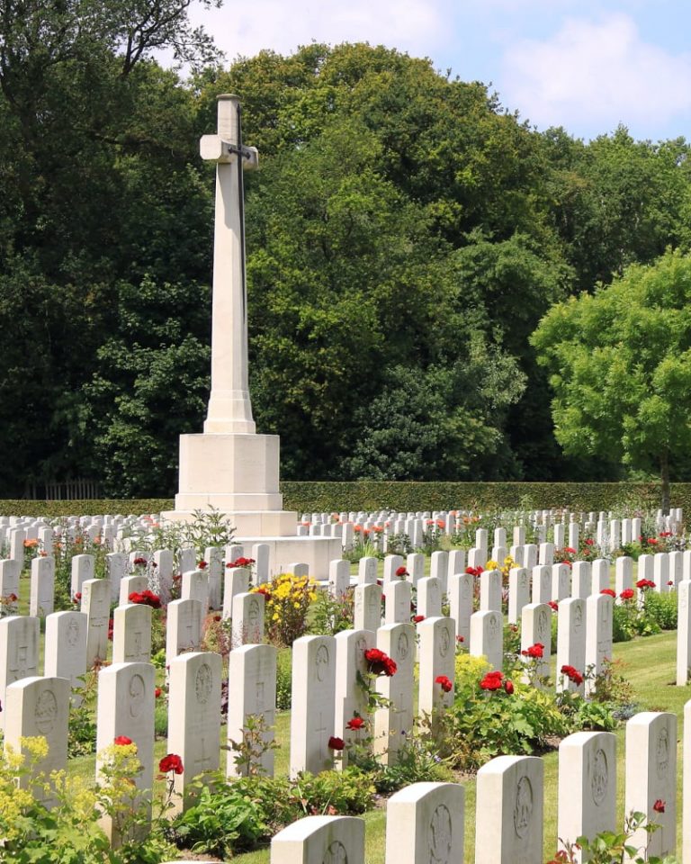 Dozinghem Military Cemetery