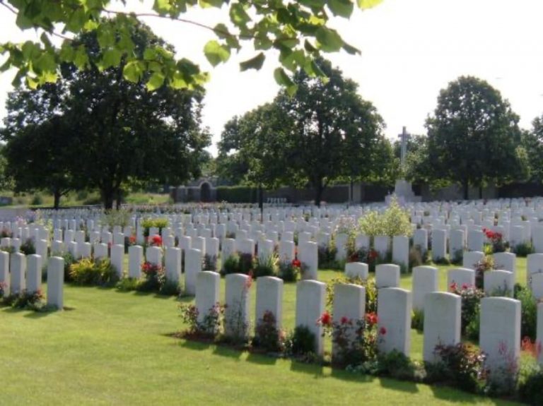 Loos British Cemetery